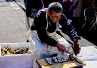 Preparing Oysters